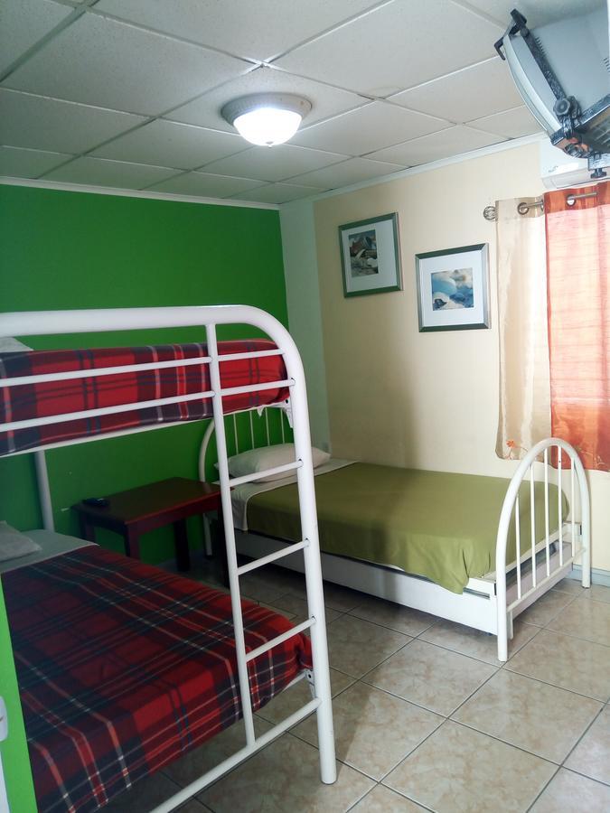 Hostel Room Aruba Oranjestad Exteriör bild