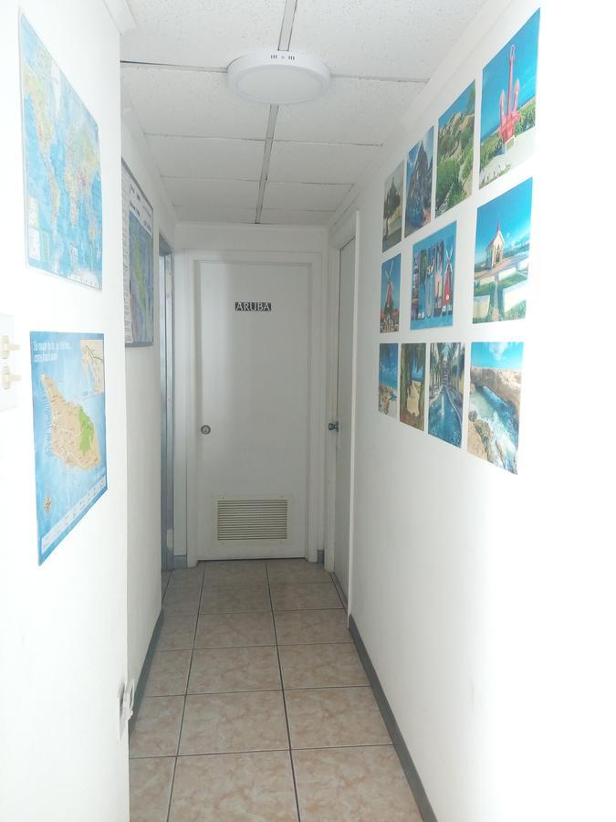 Hostel Room Aruba Oranjestad Exteriör bild