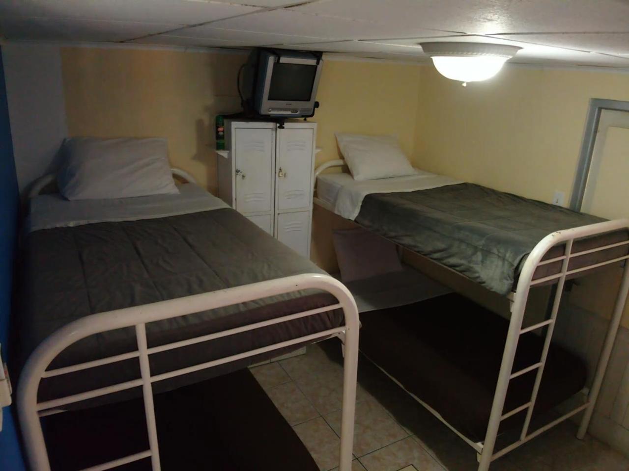 Hostel Room Aruba Oranjestad Exteriör bild