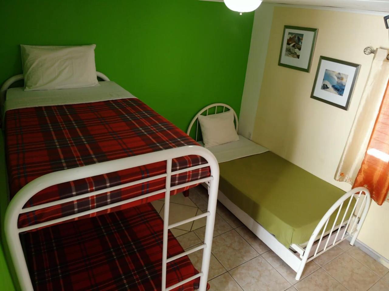 Hostel Room Aruba Oranjestad Exteriör bild
